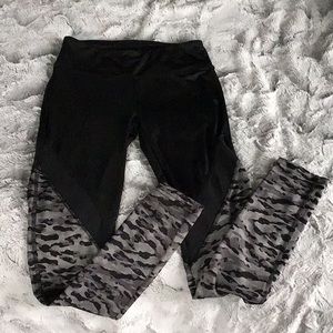 Shosho Black/Camo Sport Legging
